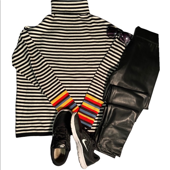 CI SONÓ Faux Leather High Waist Leggings - Picture 3 of 4